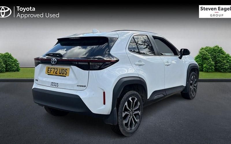 Used Toyota Yaris Hybrid Design 116 HP (85 kW) 2026 Estate