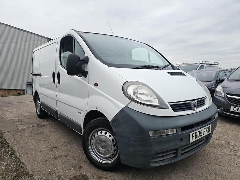 White Used 2005 Vauxhall Vivaro Van | £1,749 (Super price) - Image 1/4