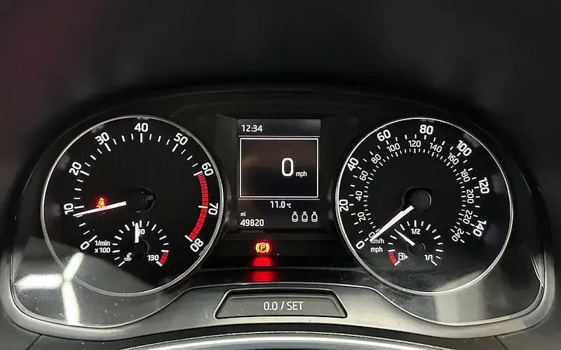 Used Skoda Fabia SE 75 HP (55 kW) 2015 Beige Hatchback