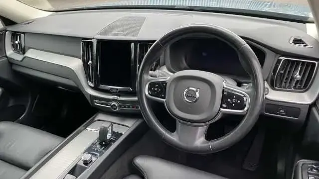 Used Volvo XC60 Plus 197 HP (144 kW) 2023 Grey SUV