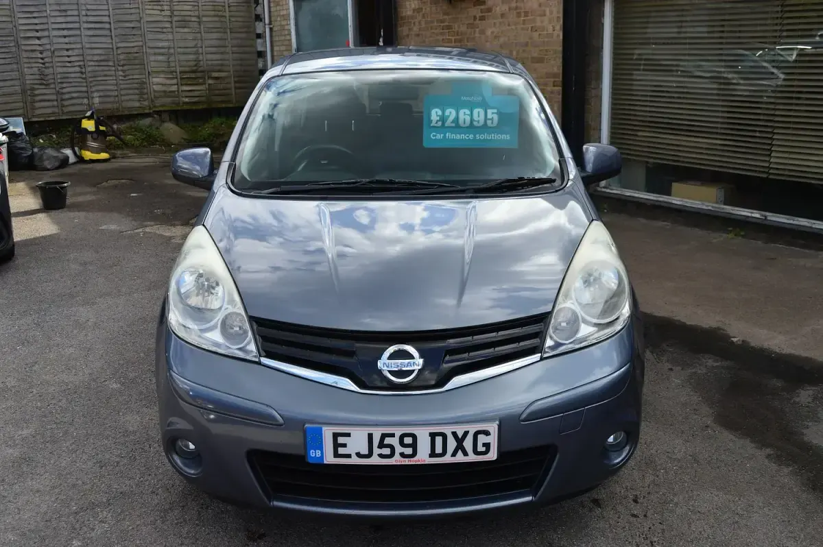 Used Nissan Note Acenta 88 HP (64 kW) 2009 Grey Hatchback