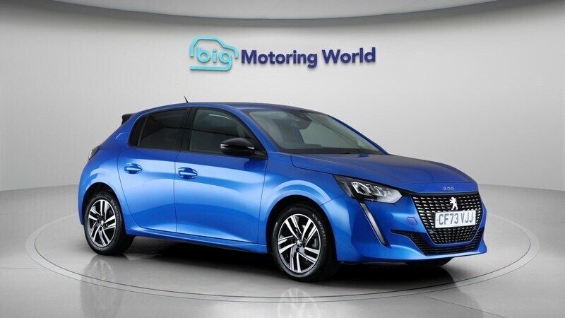 Blue Used 2023 Peugeot 208 Allure+ Hatchback | £17,000 (Fair price) - Image 1/4