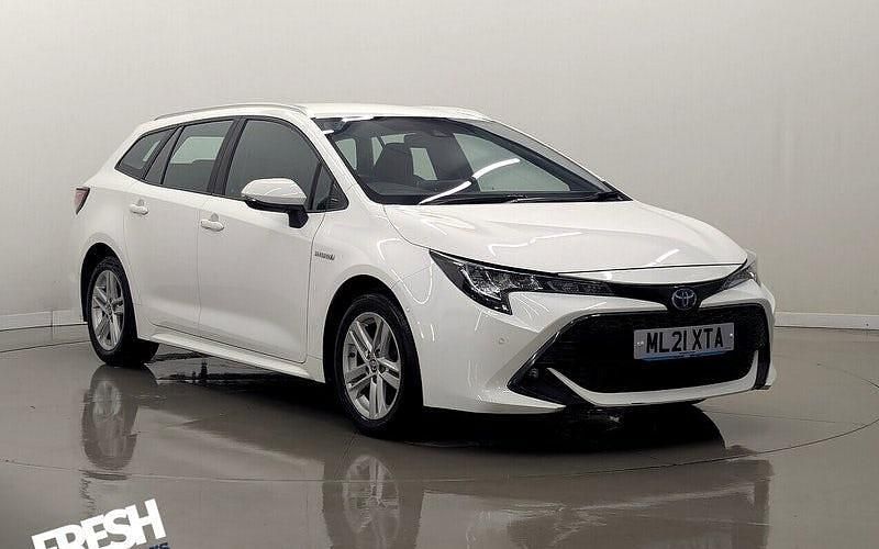 Used 2022 Toyota Corolla Estate | £13,990 (Fair price) - Image 1/4