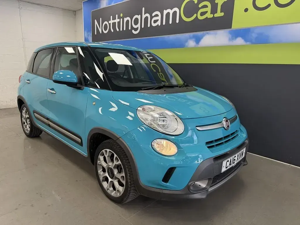 Used Fiat 500L Trekking 95 HP (69 kW) 2016 Blue MPV