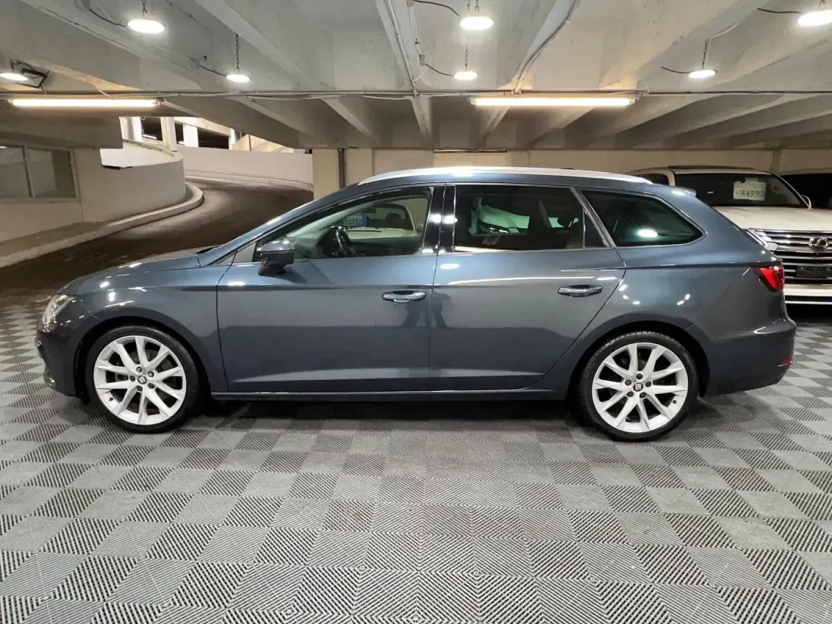 Usata Seat Leon FR Sport 150 CV (110 kW) 2019 Grigio Station wagon