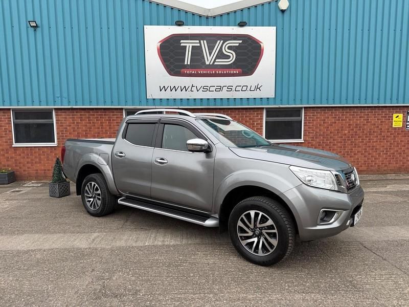 Used Nissan Navara Tekna 2018 Grey Pickup