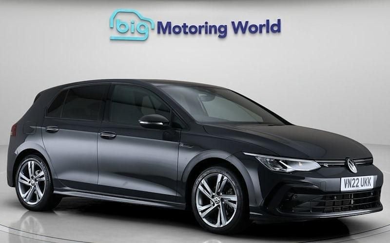 Used 2024 VW Golf VIII R-line Hatchback | £18,500 (Fair price) - Image 1/4