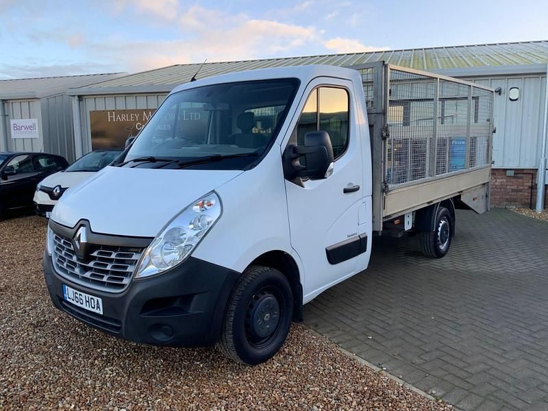 White Used 2017 Renault Master Business Van | £5,250 (Super price) - Image 1/4