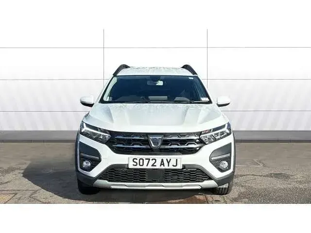 Używany Dacia Jogger Comfort 110 KM (80 kW) 2023 Biały Minivan