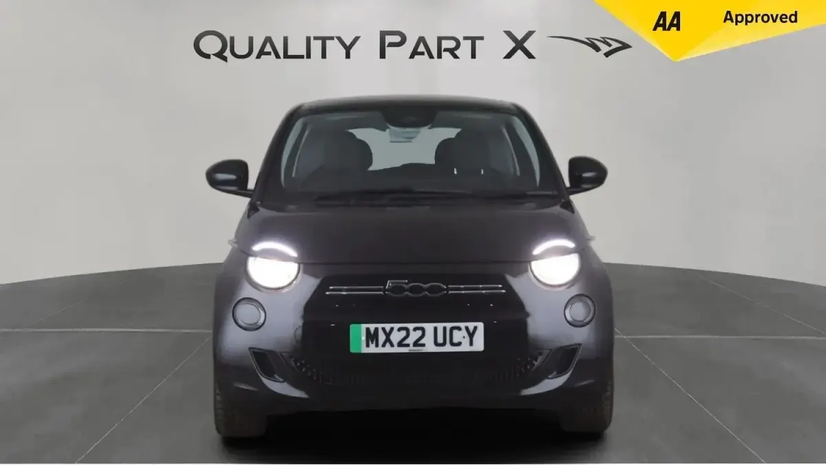 Used Fiat 500e Icon 86 kW (118 HP) 2022 Black Hatchback