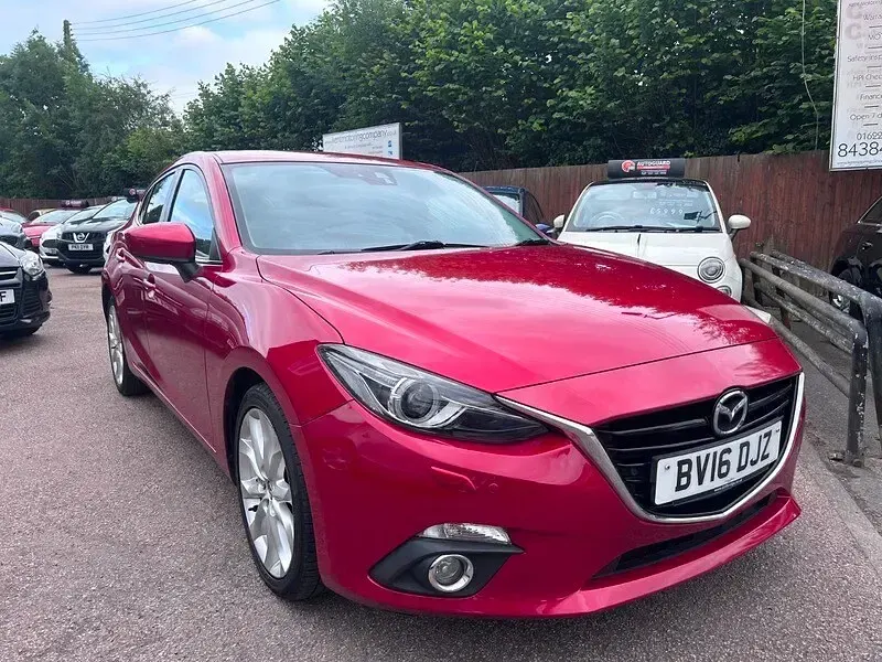 Used Mazda 3 Inclusive 165 HP (121 kW) 2016 Red Hatchback