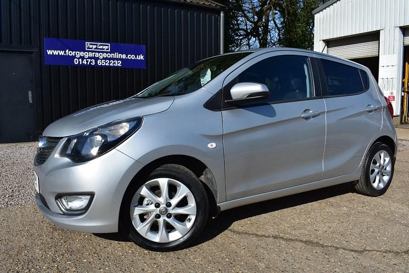Used Vauxhall Viva 75 HP (55 kW) 2018 Silver Hatchback