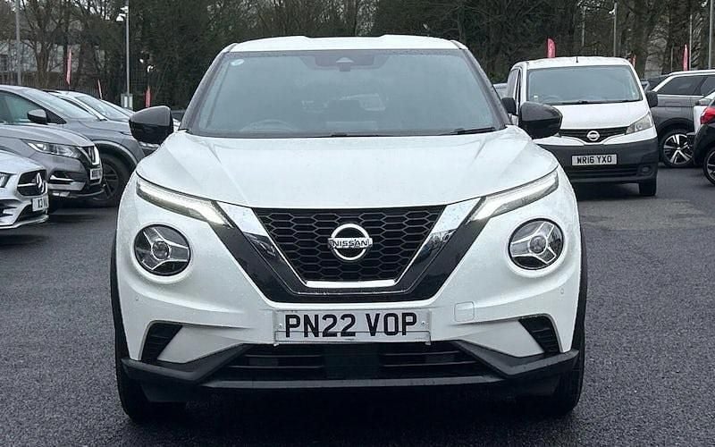 Used Nissan Juke N-Connecta 114 HP (83 kW) 2022 White SUV
