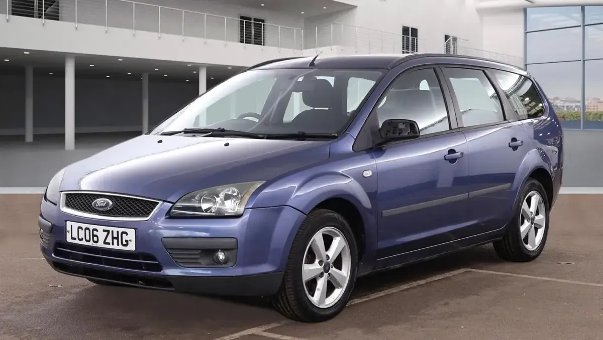 Used Ford Focus Zetec 142 HP (104 kW) 2006 Blue Estate