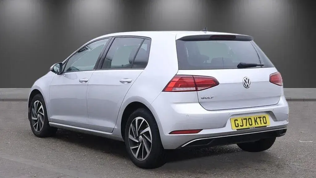 Used VW Golf VII Edition 150 HP (110 kW) 2020 Silver Hatchback