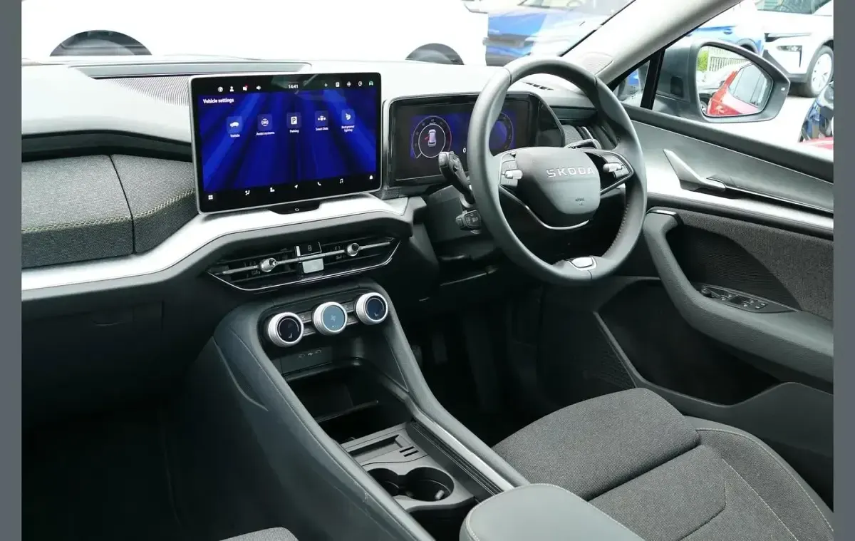 Usado Skoda Kodiaq SE 147 HP (108 kW) 2026 Cinzento SUV