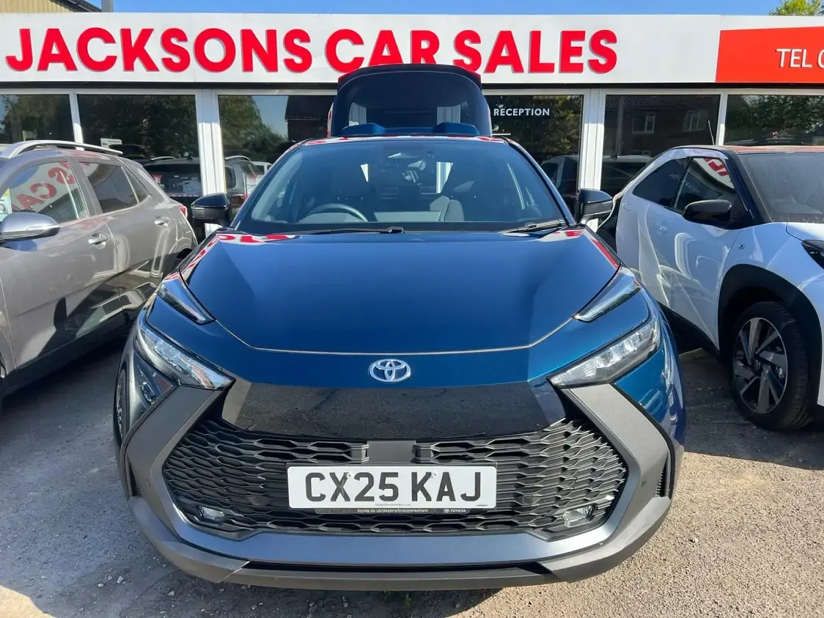 Used Toyota C-HR Design 2025 Blue SUV
