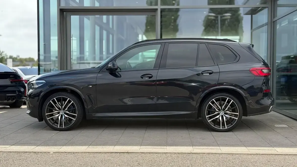 Used BMW X5 M Sport 261 HP (191 kW) 2019 Black SUV