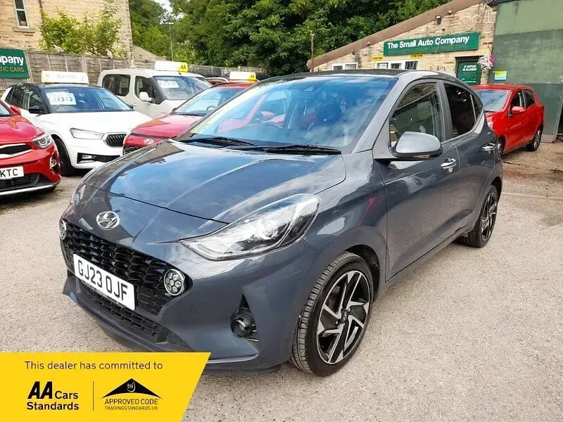 Used Hyundai i10 Premium 84 HP (61 kW) 2023 Grey Hatchback