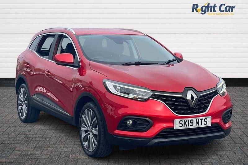 Red Used 2019 Renault Kadjar Iconic SUV | £10,499 (Fair price) - Image 1/1