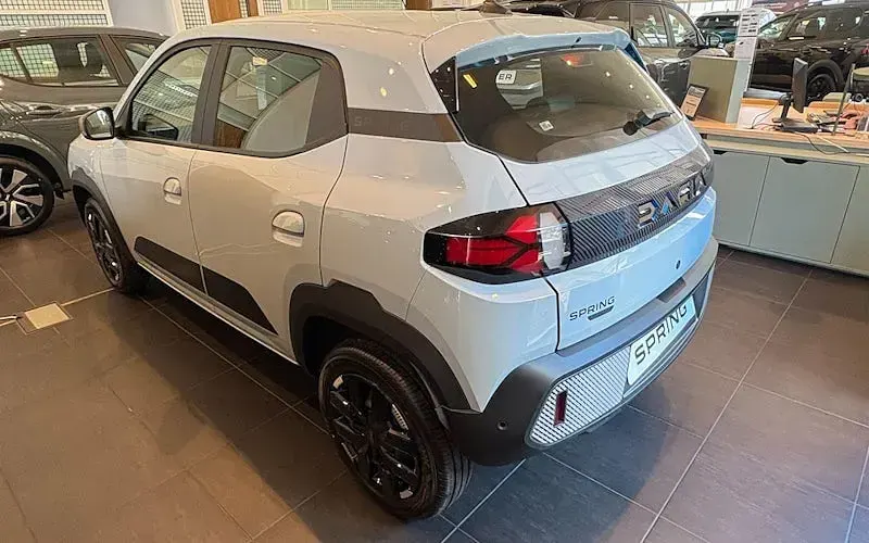 New Dacia Spring Extreme 75 kW (102 HP) 2026 Hatchback