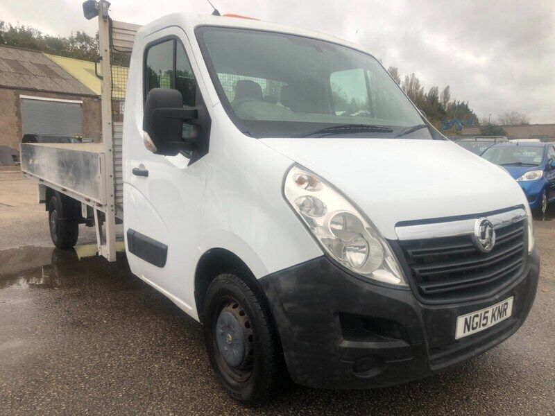 White Used 2015 Vauxhall Movano Van | £6,750 (Good price) - Image 1/4