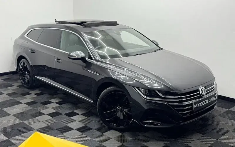 Used VW Arteon R-line 218 HP (160 kW) 2024 Estate