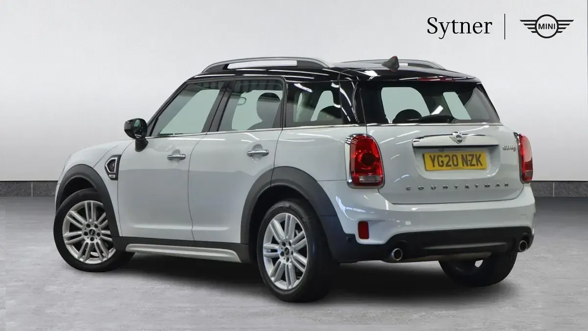 Used Mini Cooper S Countryman Exclusive 189 HP (139 kW) 2020 White SUV