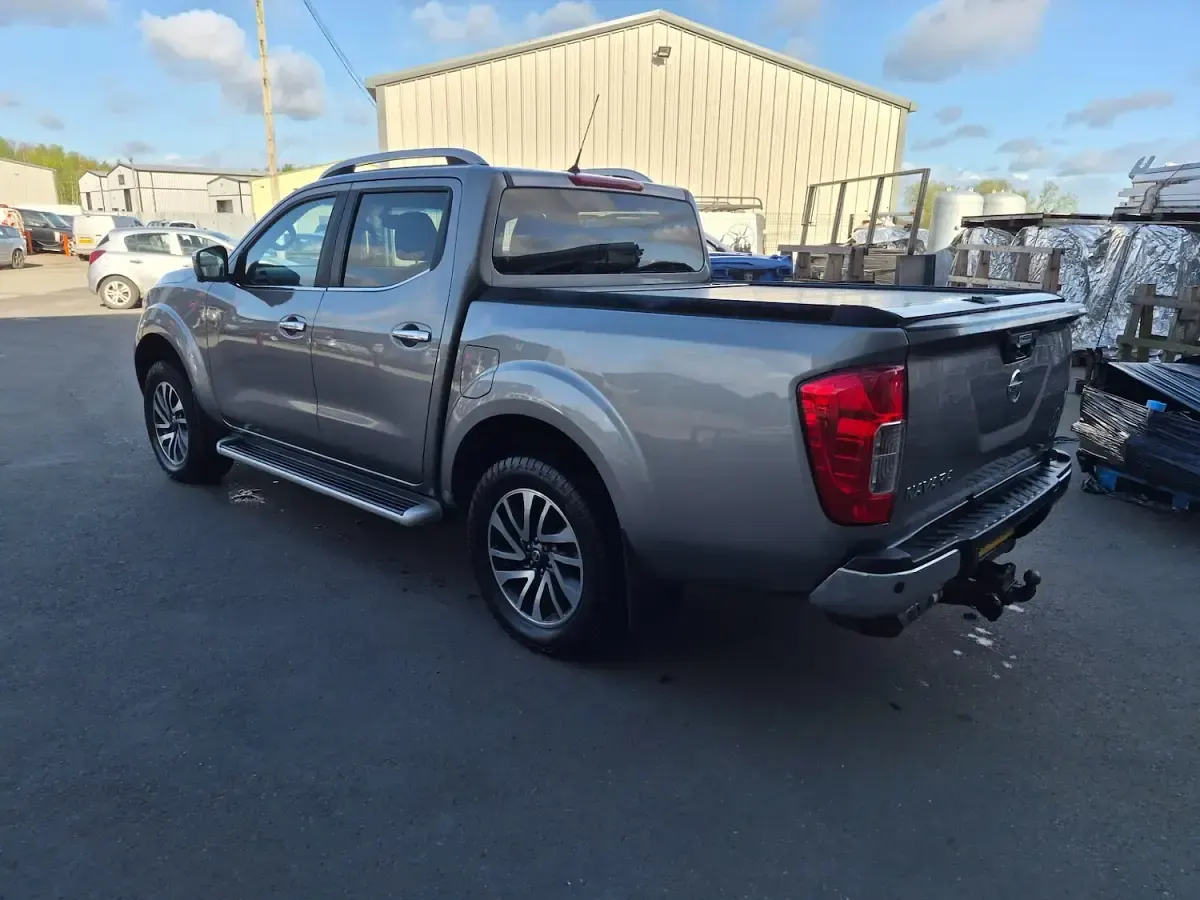 Used Nissan Navara Tekna 2017 Grey Pickup