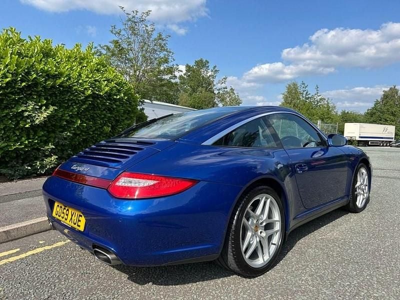 Used Porsche 997 345 HP (253 kW) 2009 Blue Coupe