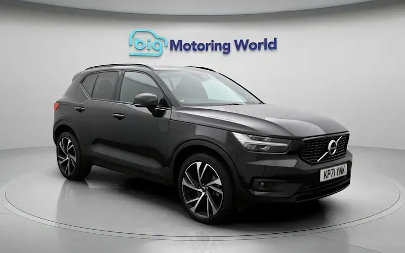 Used Volvo XC40 R-Design Pro 197 HP (144 kW) 2021 Black SUV