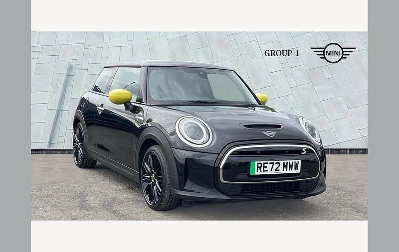 Midnight black ii Used 2022 Mini Cooper S Level 2 Hatchback | £15,950 (Fair price) - Image 1/4