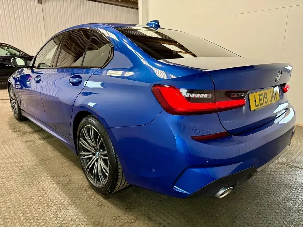 Used BMW 330 M Sport 258 HP (189 kW) 2019 Blue Sedan