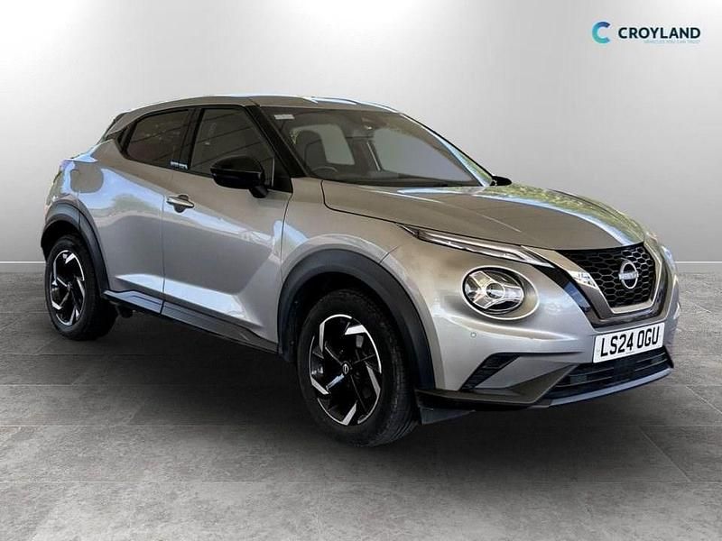 Used Nissan Juke N-Connecta 114 HP (83 kW) 2024 Silver SUV