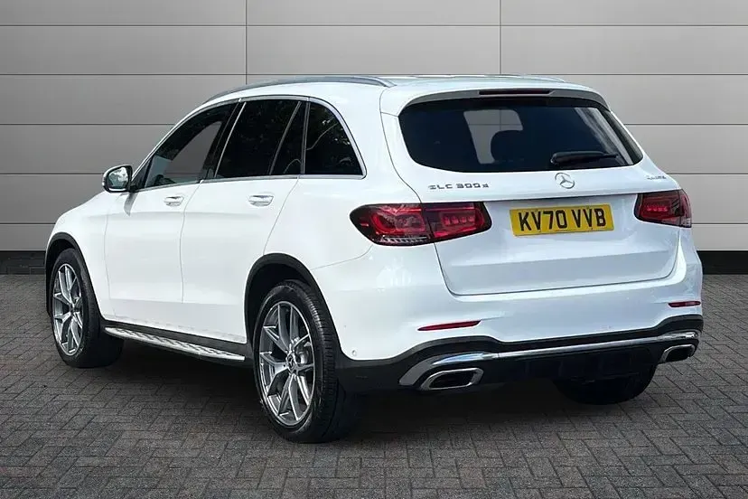 Used Mercedes GLC300 AMG Line Premium Plus 242 HP (177 kW) 2020 Polar white SUV