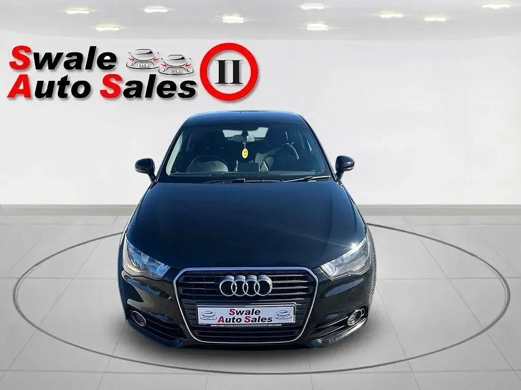 Begagnad Audi A1 Sport 105 HK (77 kW) 2012 Svart Halvkombi