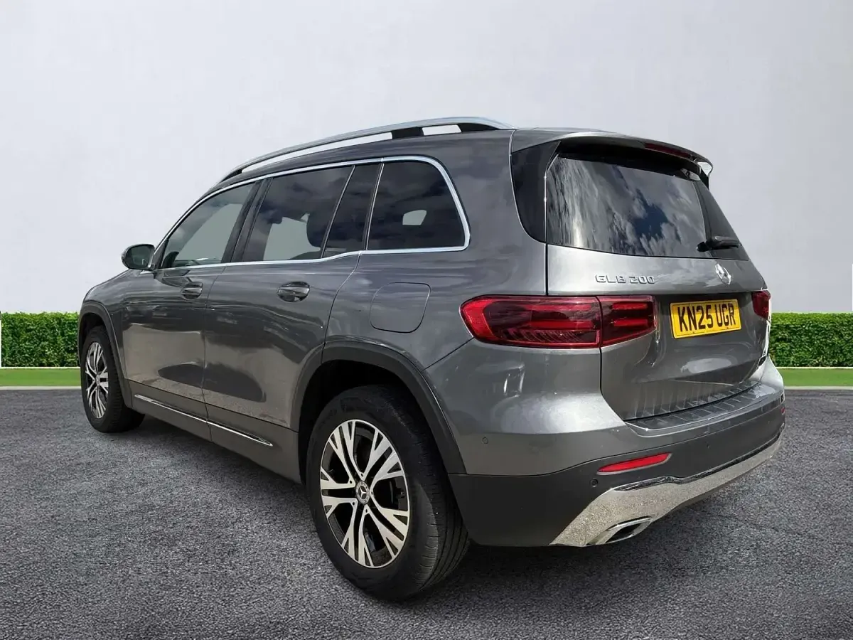 Used Mercedes GLB200 Executive 163 HP (119 kW) 2025 Grey SUV