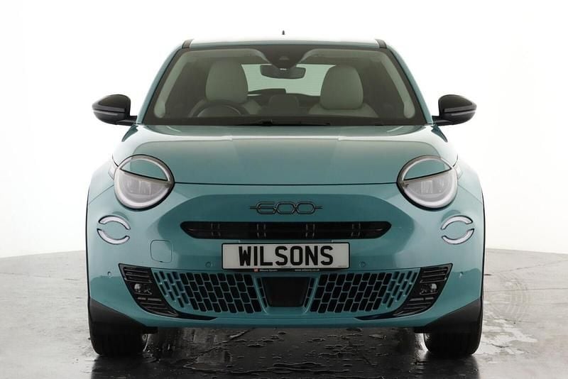 Used Fiat 600E La Prima 113 kW (154 HP) 2024 Blue SUV