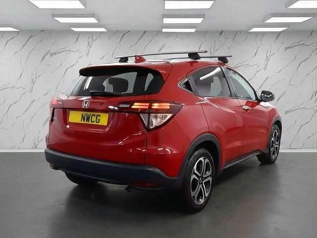 Used Honda HR-V EX 130 HP (95 kW) 2018 Red SUV