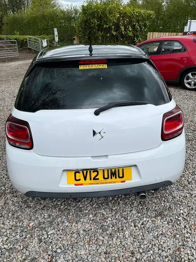 Usado Citroën DS3 110 HP (80 kW) 2012 Branco Citadino