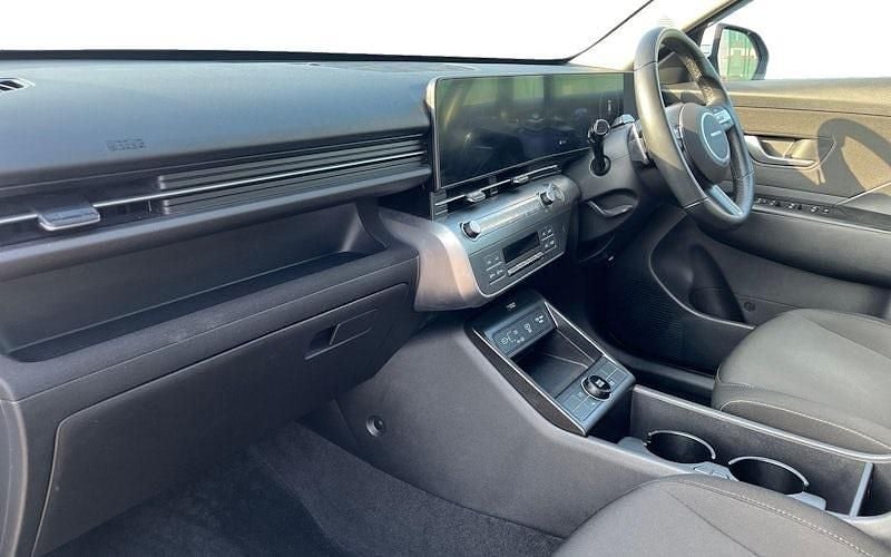 Used Hyundai Kona Advanced 141 HP (103 kW) 2025 SUV