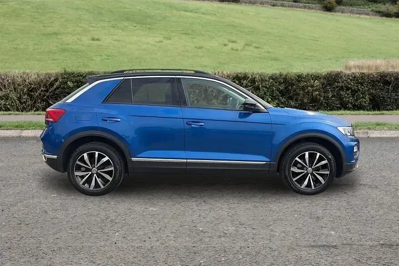Used VW T-Roc Design 150 HP (110 kW) 2020 Blue SUV