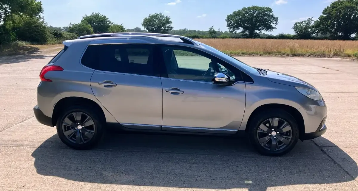 Used Peugeot 2008 Allure 120 HP (88 kW) 2014 Grey SUV