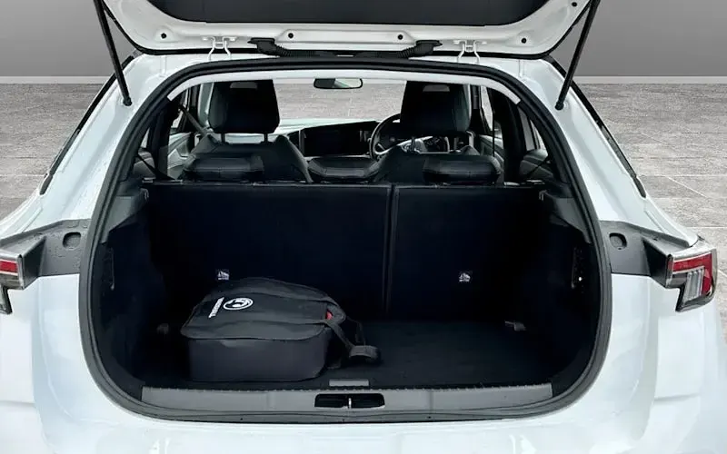 Used Vauxhall Mokka Elite 100 kW (136 HP) 2022 White SUV