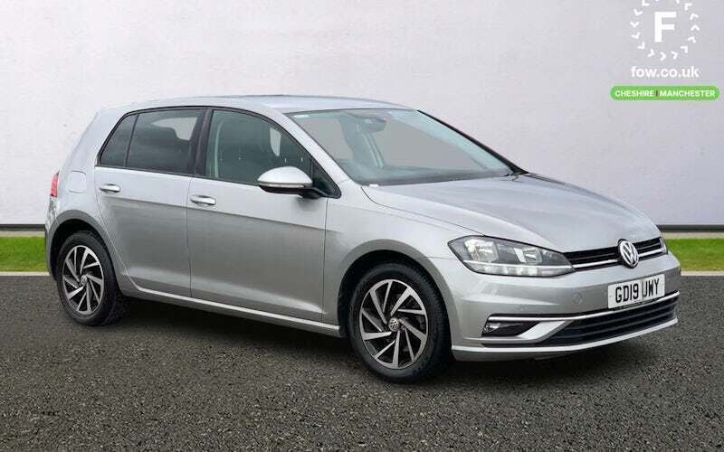 Silver Used 2019 VW Golf VII Match Hatchback | £13,299 (Good price) - Image 1/4