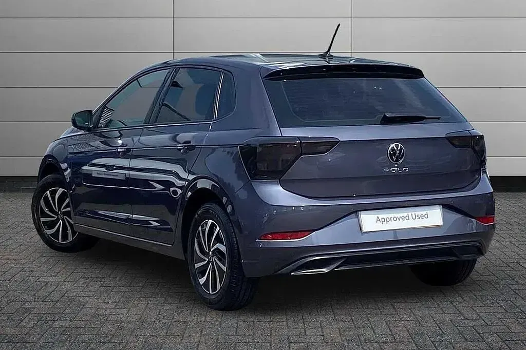 Used VW Polo Life 95 HP (69 kW) 2024 Grey Hatchback