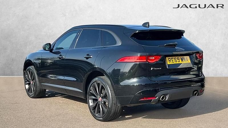 Used Jaguar F-Pace 296 HP (217 kW) 2020 Black SUV