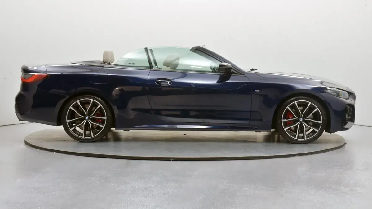 Used BMW 420 M Sport 181 HP (133 kW) 2023 Blue Cabriolet