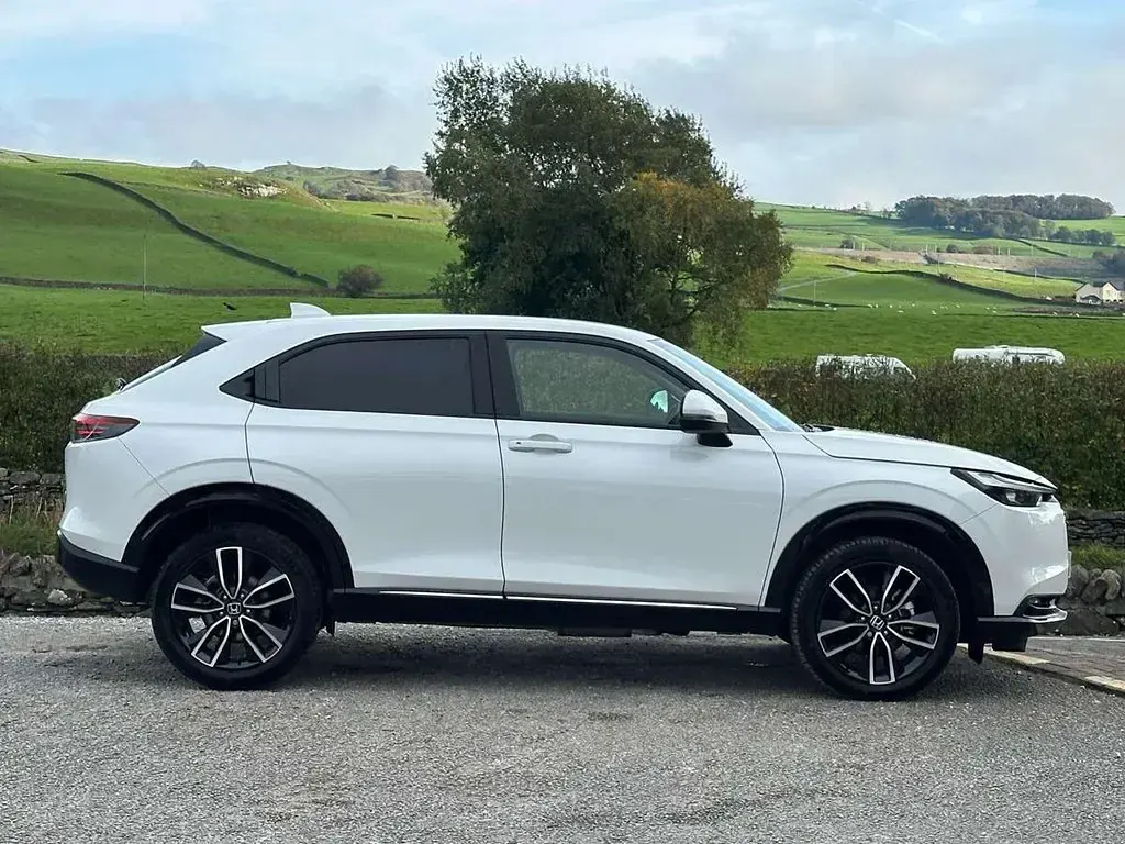 Used Honda HR-V Advance 131 HP (96 kW) 2025 White SUV