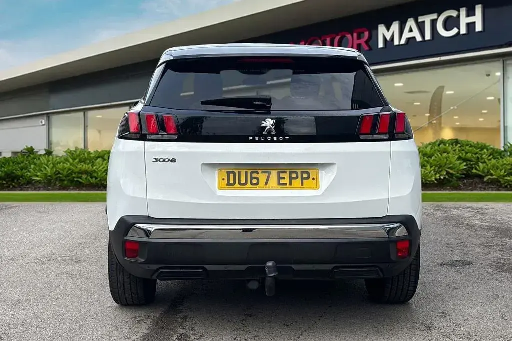 Used Peugeot 3008 Active 2018 White SUV